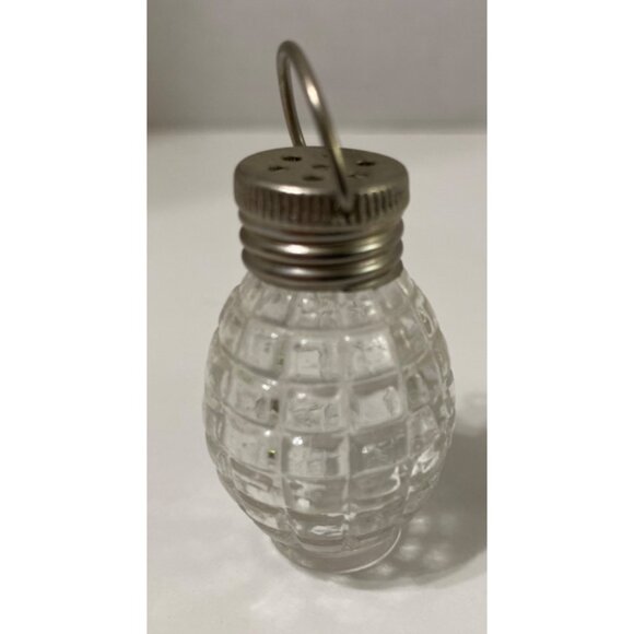Hand Grenade salt & pepper shakers with silver top and handle Military Theme - Picture 2 of 4